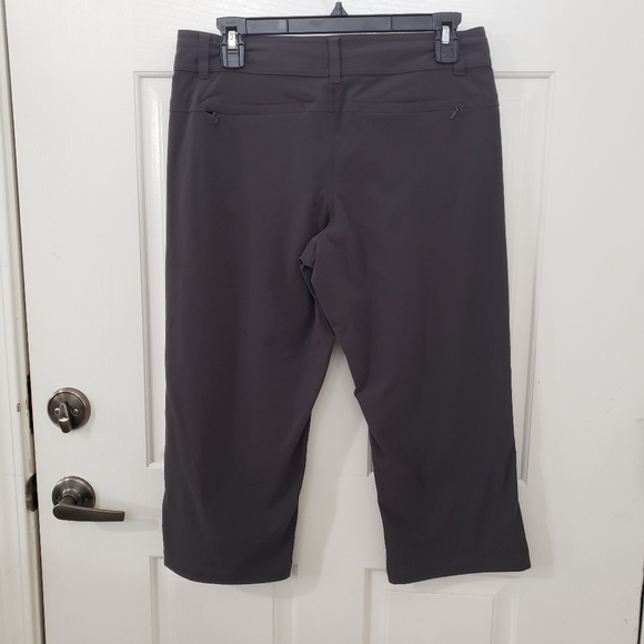 Lucy size Small - Picture 3 of 10